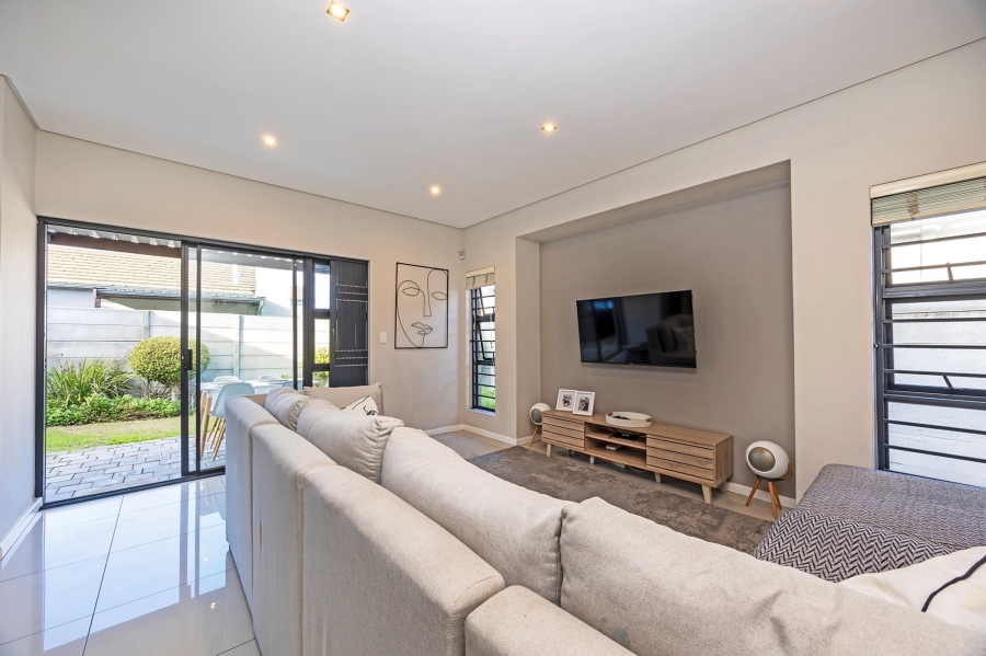 3 Bedroom Property for Sale in Haasendal Western Cape